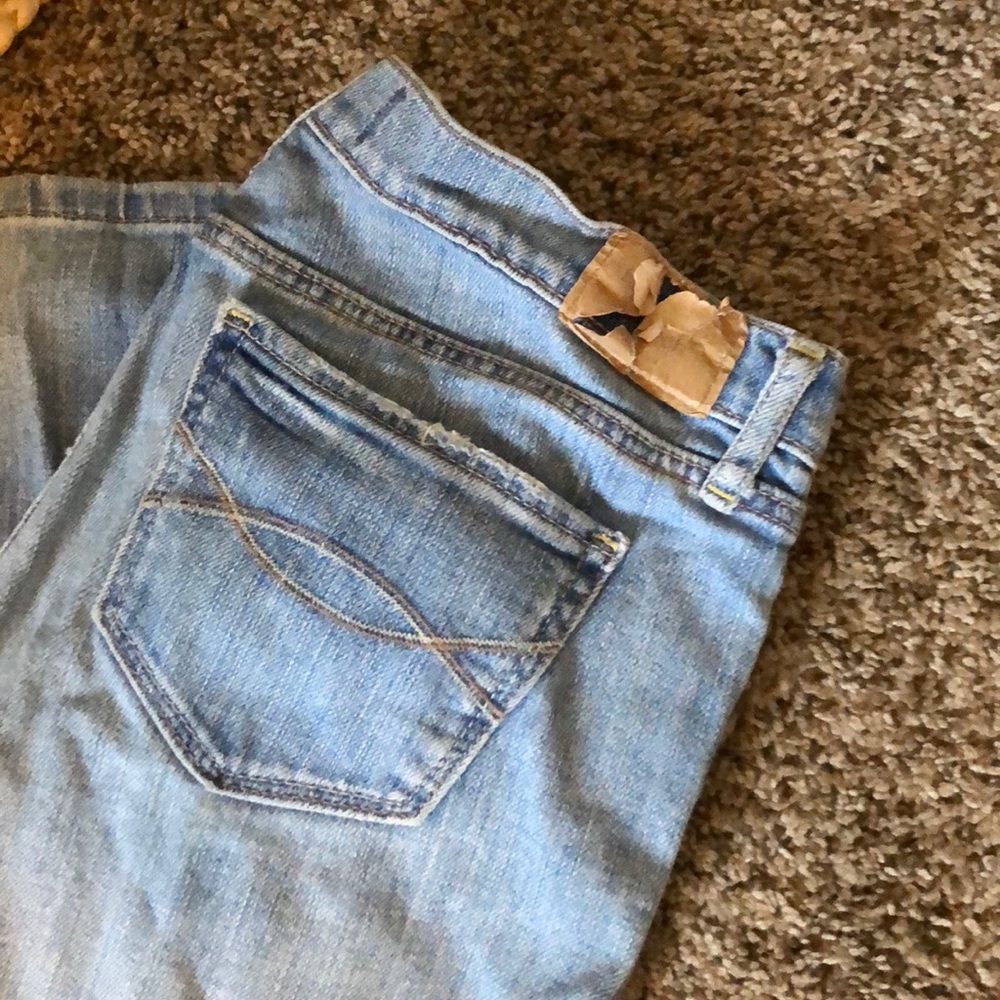 Jeans - Picture 2 of 3
